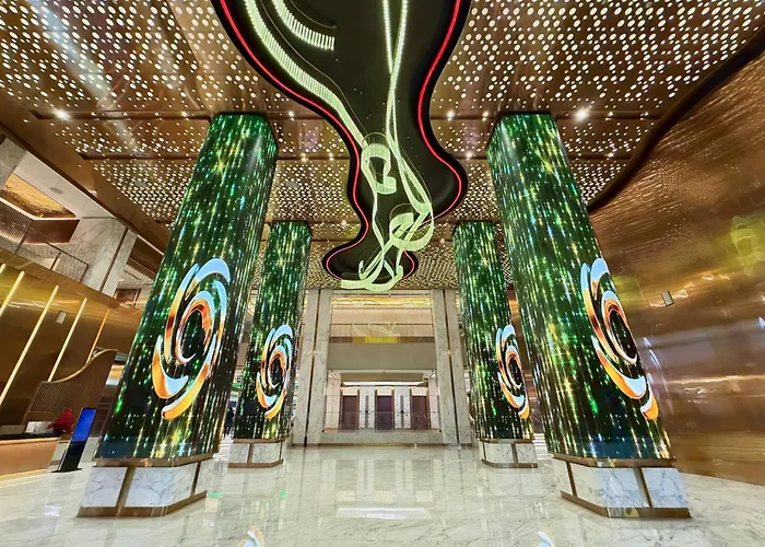 Hotel New Coast 5*