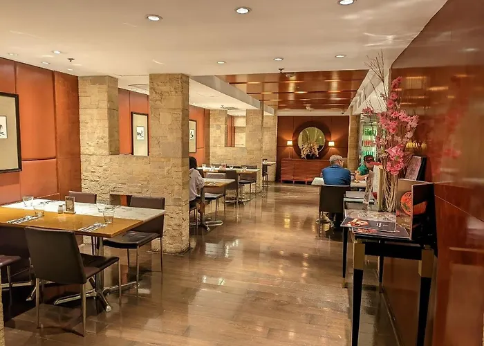 Hotel New Coast 5*