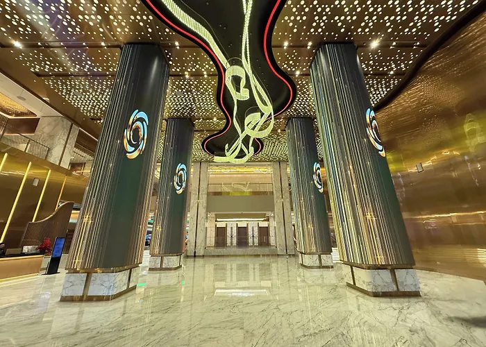 Hotel New Coast 5*